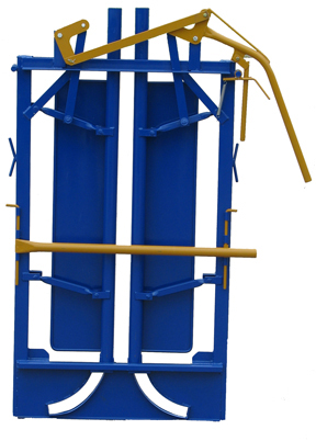 Heavy Duty Manual Head Gate — straight pipe design preferred by veterinarians, quick-release latches